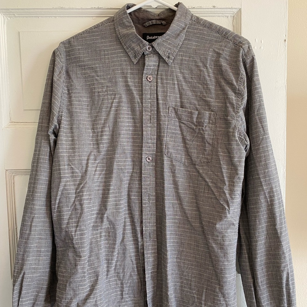 Betabrand mens black and white dress shirt